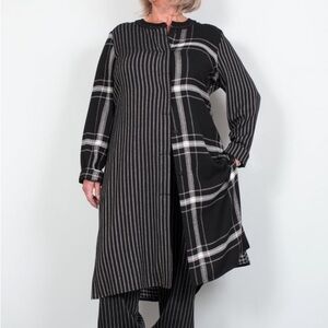 Kedziorek Monochrome Striped Plaid Longline Jacket